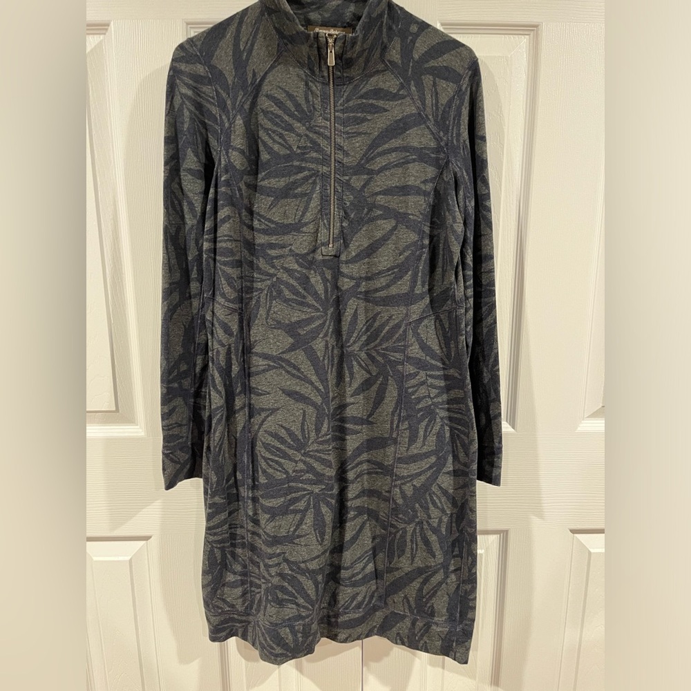 Tommy Bahama long sleeve dress